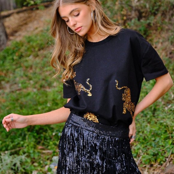 Embellished Gold Sequin Graphic Short Sleeve T-shirt in Black with Gold … - Picture 5 of 7